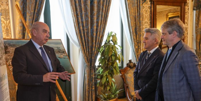 Trieste ponte tra mondi: Console argentino ricevuto in Municipio, al centro sviluppo e cooperazione