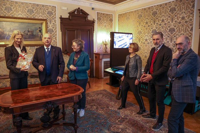 “Le crociere hanno cambiato la città”, Dipiazza rilancia il ruolo di Trieste nel turismo internazionale
