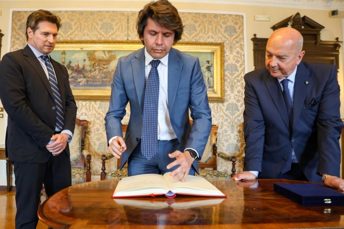 Visita dell’ambasciatore maltese a Trieste: grande apprezzamento per il progetto Porto Vecchio-Porto Vivo
