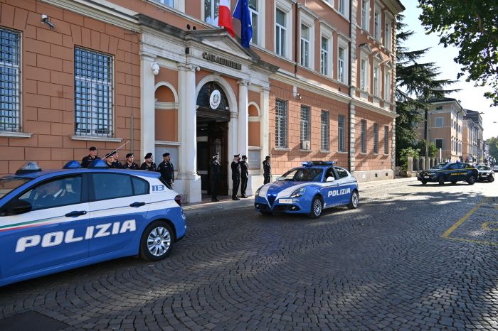 Lacrime e sirene per i Carabinieri: Gorizia si unisce nel dolore e nella riconoscenza (VIDEO)
