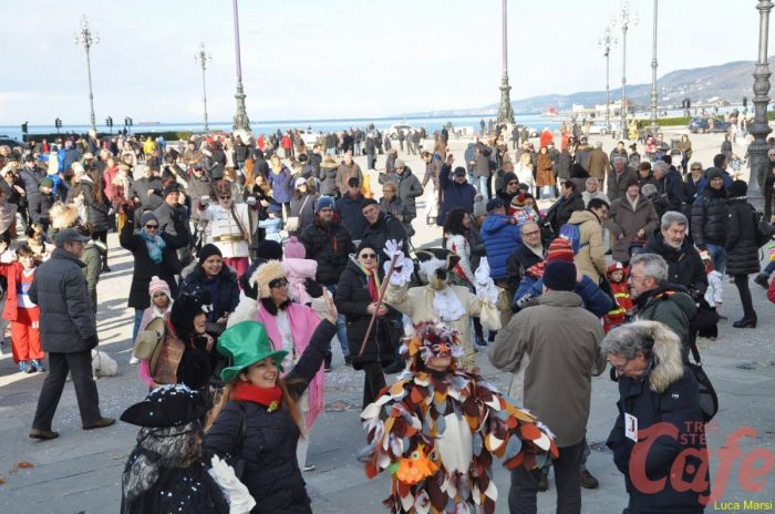 Carnevale di Trieste, annullati la sfilata rionale di Roiano di sabato e i balli in piazza per i bambini del week-end