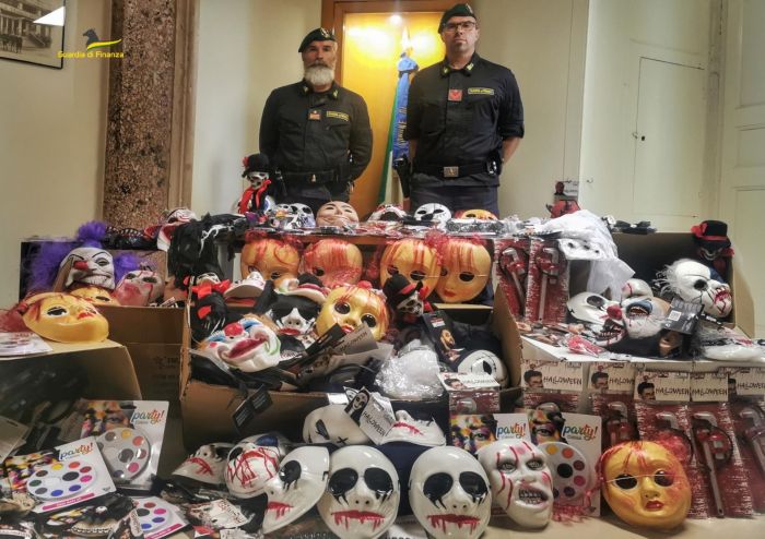 Halloween, sequestrati 4 milioni di prodotti non conformi agli standard di sicurezza