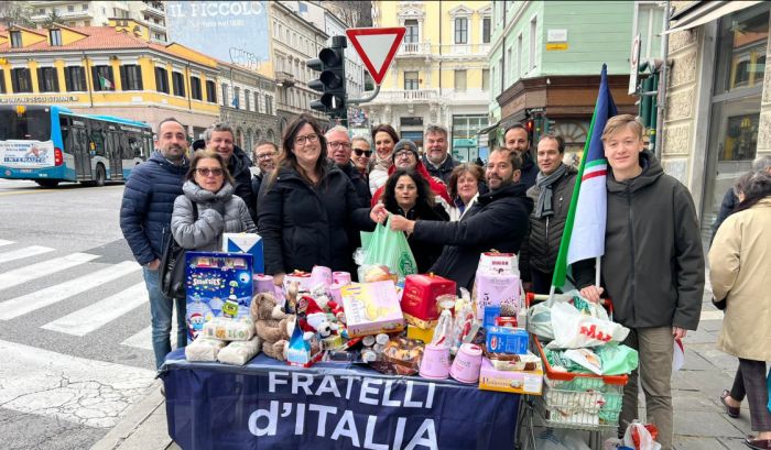 Fratelli d’Italia Trieste, Raccolta di San Nicolò: dolciumi per i più piccoli e sostegno alle famiglie