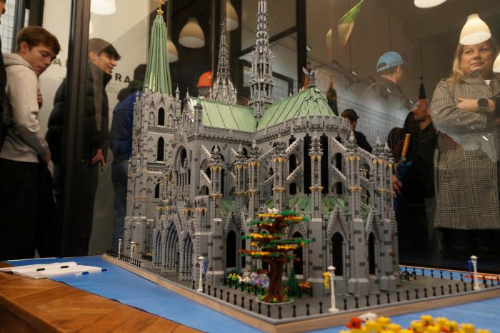 È del triestino Francesco Colla la cattedrale di Lego in mostra a Gorizia: costruita con oltre 90mila pezzi