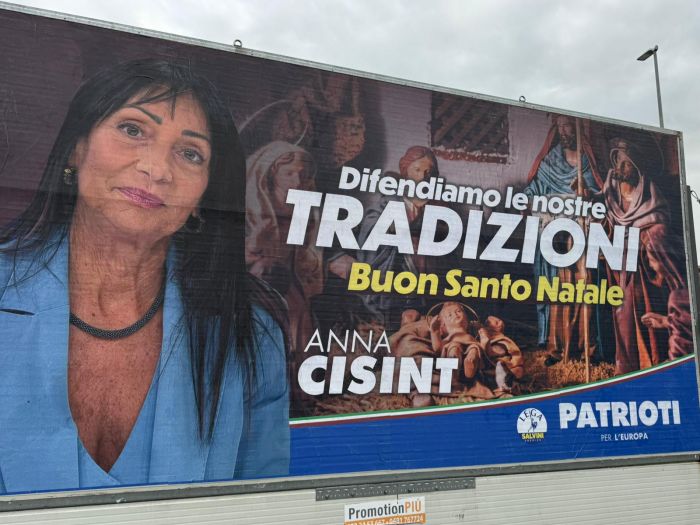 Manifesti con il presepe in FVG: parte la campagna di Anna Cisint per difendere le radici cristiane