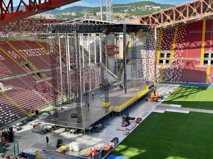 Ultimo, ecco lo spoiler del super palco di domenica 2 giugno al Rocco