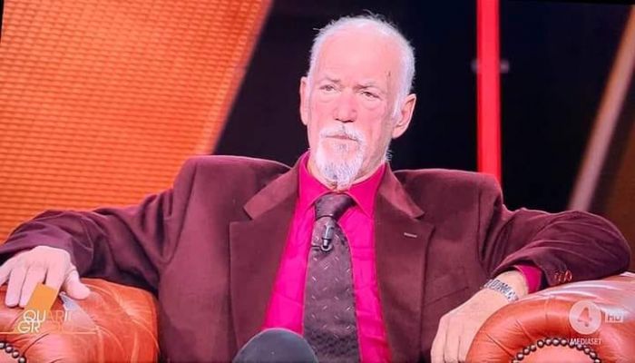 Perquisizione a casa Seba (tutta la notte): sequestrati coltelli, forbici, guanti. 700 arnesi requisiti!!!