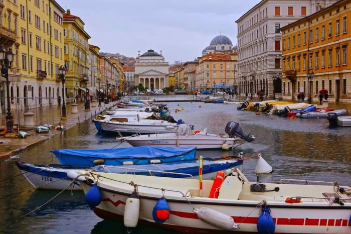 Trieste, la denuncia di un cittadino: "Una città meravigliosa che sta andando alla deriva"