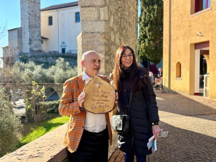 Vittoriale degli Italiani, premiata la 300millesima visitatrice: è la triestina Cinzia Bianchi!!