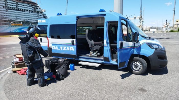 Simulazione antiterrorismo al porto di Monfalcone: scalo evacuato e scatta il massimo livello di sicurezza