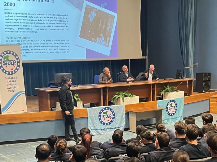 Siulp: “Ticket da 10 euro a Carnevale di Muggia, ‘Idea discutibile, rischio di colpire famiglie’” (VIDEO)