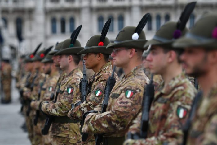 Strade Sicure, chiesti ancora  più militari nelle città: “La sicurezza urbana è sicurezza nazionale”