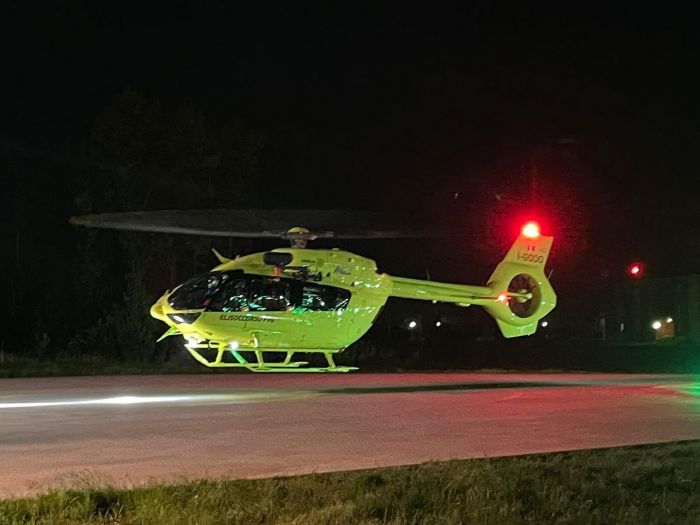 Fvg, scontro notturno auto - moto: centauro grave elitrasportato all'ospedale 