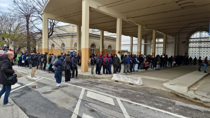 Sgombero Porto Vecchio, ICS: “Almeno 40 persone escluse e nessun piano reale per l’accoglienza”