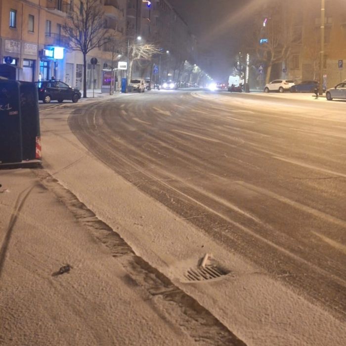 Nevicate a Trieste, scatta il piano emergenze: Protezione Civile al lavoro nelle zone più critiche