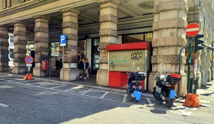 Addio al chiosco di passo Pecorari, verrà bonificato e se ne occuperà il Comune 