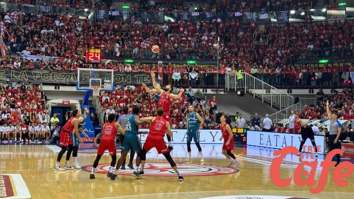 Pallacanestro Trieste promossa in Serie A!!!!! Festa, tripudio e delirio ovunque!!! (FOTO-VIDEO)