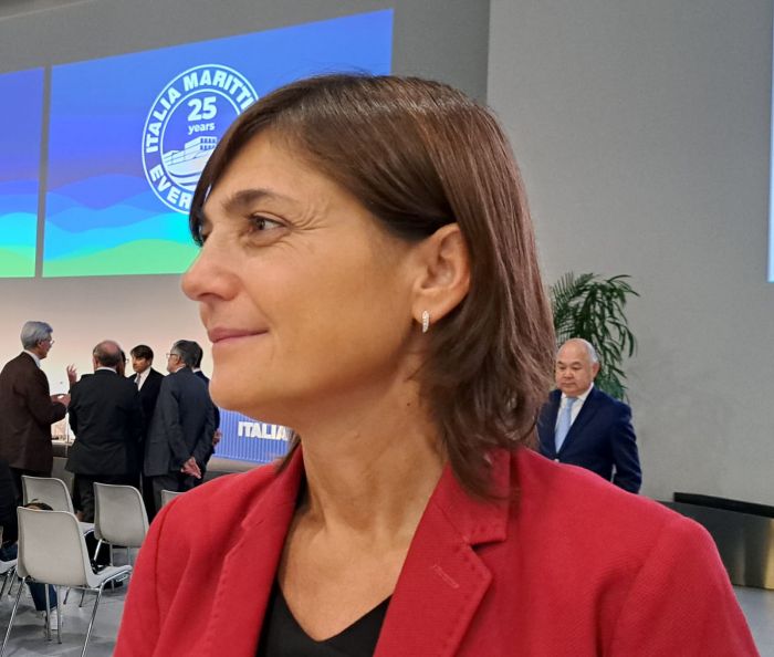 Questa sera Debora Serracchiani in diretta alle 19 su Trieste Cafe - Fvg Cafe