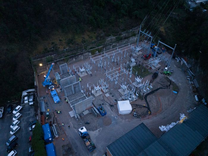Maxi operazione notturna a Roiano, due giganti dell’energia da 70 MVA per la nuova rete elettrica