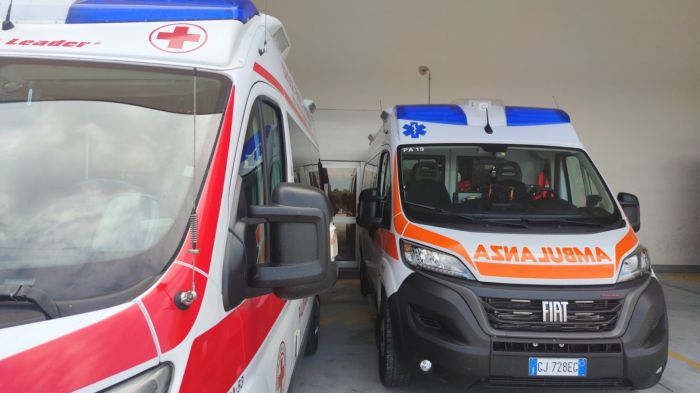 A4, scontro tra due mezzi pesanti direzione Trieste:  camionista incastrato nel proprio autoarticolato