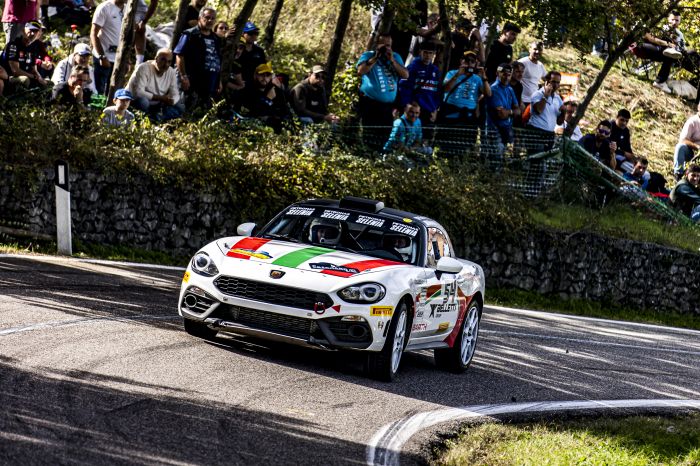 Gianfranco Belletti sulla 124 Abarth al via del Rally di Roma Capitale 2025 