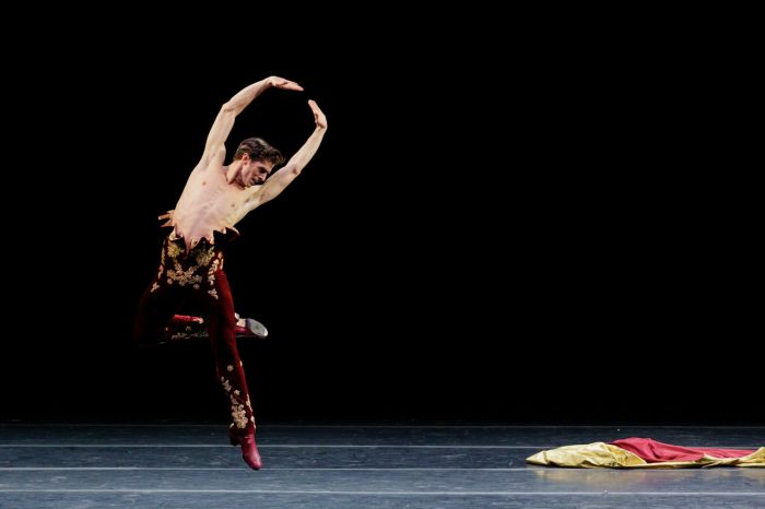 Sergio Bernal al Politeama Rossetti: la star della danza spagnola incanta Trieste con “SeR”