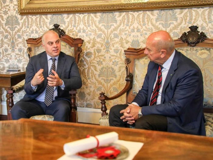 Il Sindaco Dipiazza ha ricevuto per la visita di commiato il Console Generale di Romania a Trieste 