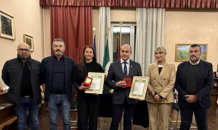 Trieste e Slovenia, un ponte di legalità che funziona: il Questore conferisce “Elogio” a Polizia slovena 