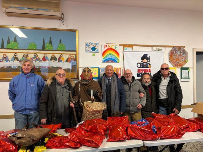La Befana le feste porta via, ma non lo spirito natalizio: beneficenza il 6 gennaio da parte dell'ASI