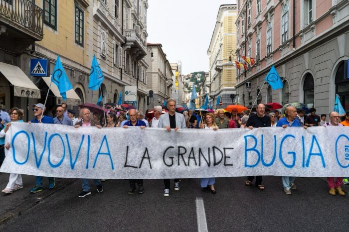 Legambiente stende una bandiera nera sull’ovovia di Trieste: “Mobilità insostenibile e visione miope”