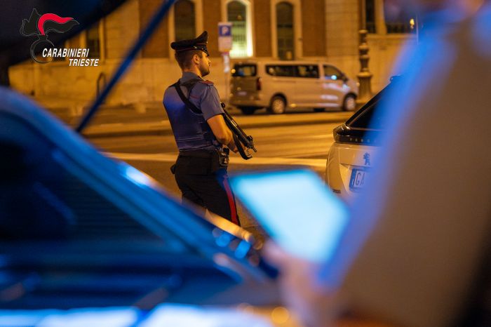 Marijuana in auto e rifiuto del test: scatta la denuncia per un tossichella