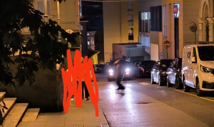 Via del Rivo, skate lanciato contromano: rabbia e preoccupazione tra i residenti, "Tragedia sfiorata" 