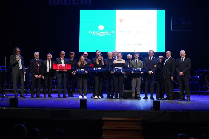 Con le hit del Ceghedaccio il "Buon Anno" solidale di Confcommercio alla città