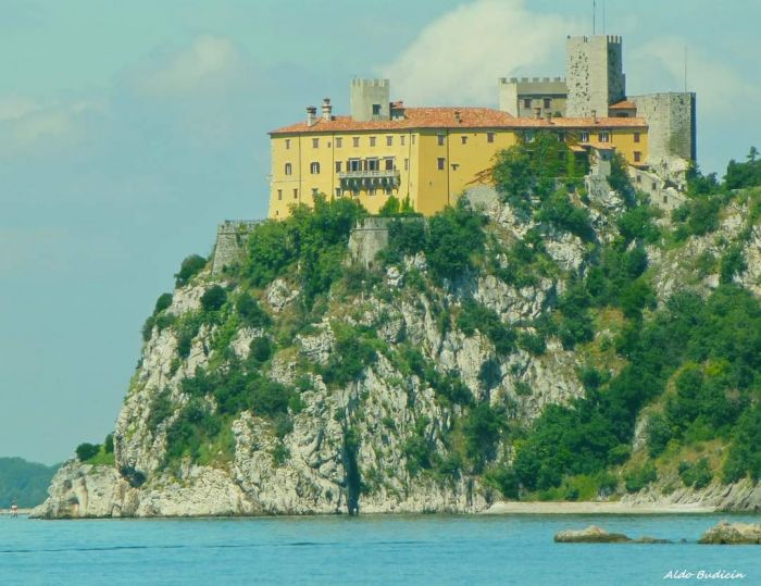 Apertura eccezionale venerdì 8 dicembre del Castello di Duino 