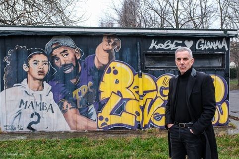 La voce del basket: il 16 febbraio Federico Buffa celebra Kobe Bryant sul palco del Rossetti