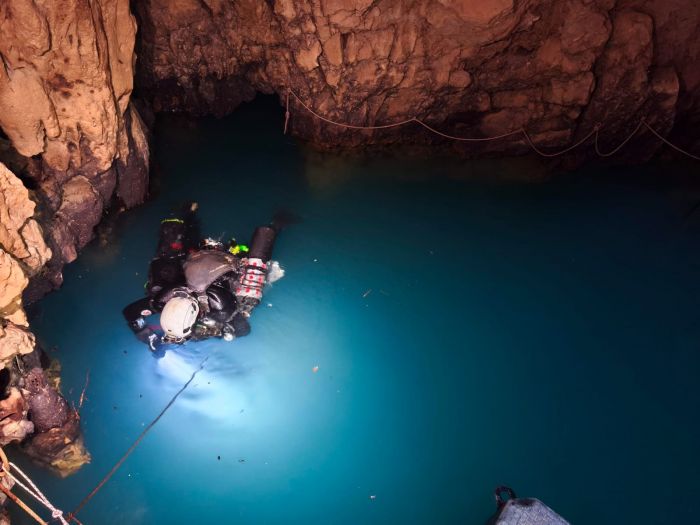 Nel cuore oscuro del Timavo si apre un nuovo mistero: scoperta una gigantesca galleria sommersa