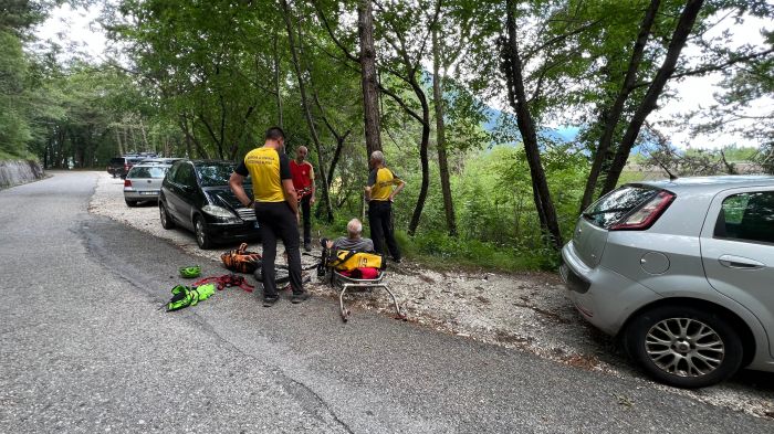 Due escursionisti in difficoltà sul Monte Amariana: intervento congiunto di Finanza e Soccorso Alpino