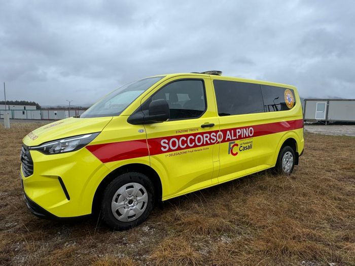 Consegnato il nuovo furgone alla stazione di Trieste del Soccorso Alpino e Speleologico FVG