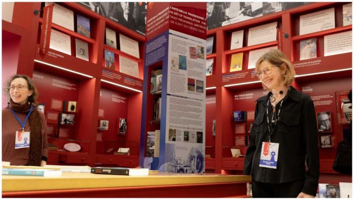 La mostra ‘Saba: Lettera Capo À. Poesie miniate’ prorogata al 19 aprile 2025