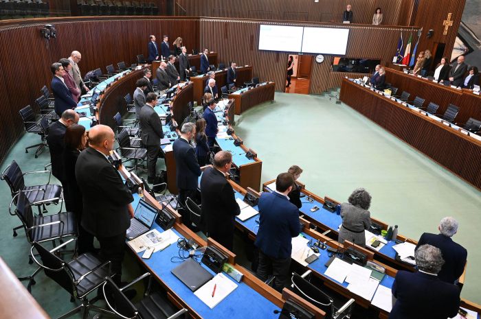 Incidente a Monfalcone: minuto di raccoglimento in aula per Andreuzza 