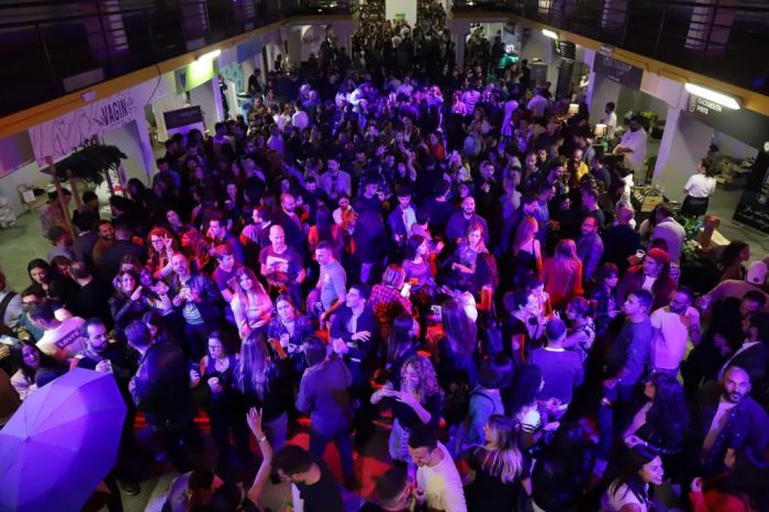 All’ippodromo di Montebello Love gineration, il festival del gin a Trieste - Christmas Edition