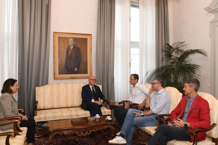 Arrivano per il prefetto di Trieste, Giuseppe Petronzi, i complimenti del governatore Fedriga