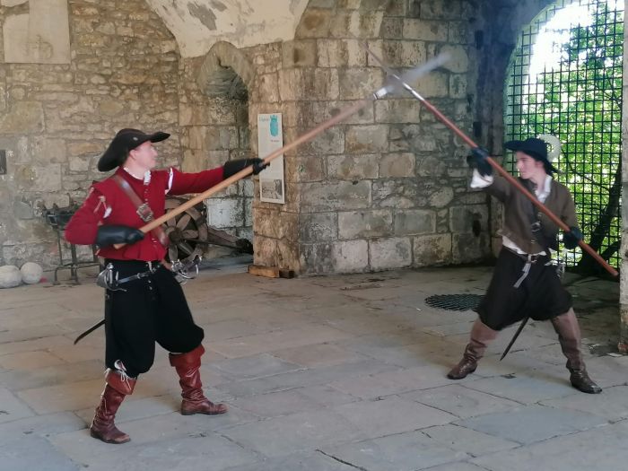 Di ritorno al Castello di San Giusto la rievocazione storica “le stagioni delle armi”