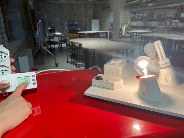 “M’illumino di meno” 2026: Trieste esplora la luce sostenibile con esperimenti interattivi
