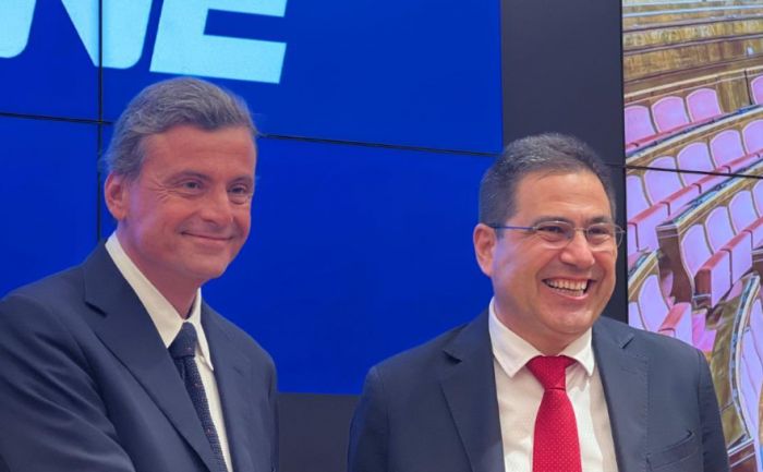 Difesa: Calenda, 2 per cento spese militari necessario per Esercito moderno