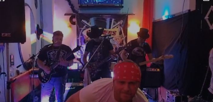 Grande successo per i Gunners, nome della portentosa tribute-band triestina dei Guns N' Roses