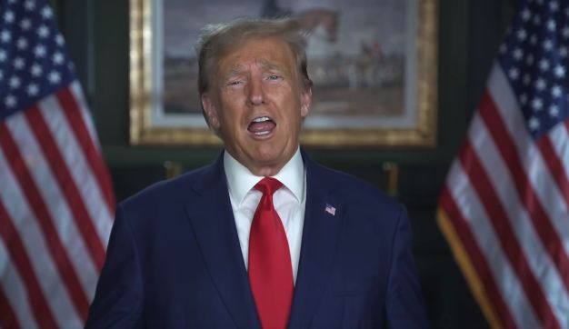 Democratici: 14mo emendamento potrebbe impedire candidatura Trump