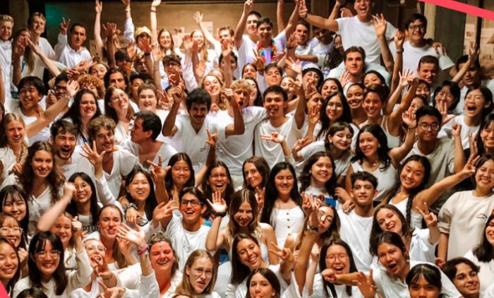 Scuola: aperte le iscrizioni al concorso interCultura,  centinaia le borse di studio per i programmi all’estero 2024-25