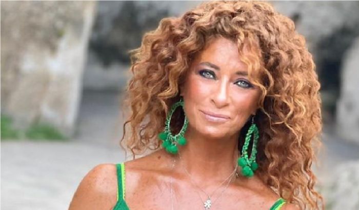 L'attrice Valentina Persia questa sera in diretta su Trieste Cafe 