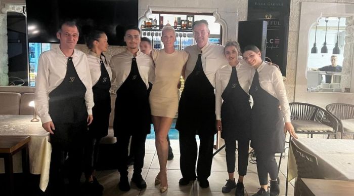 La soubrette Brigitte Nielsen a cena sull'isola di Hvar!